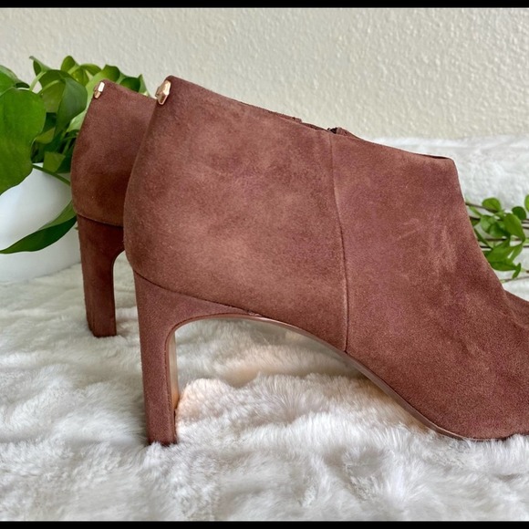 Ted Baker London Leiyla Flat Heel Booties - Picture 7 of 13
